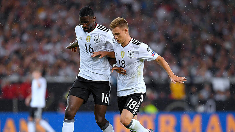 ANTONIO RÜDIGER: NOTE 3 - Rückte für Ginter in die Innenverteidigung. Der Neuzugang des FC Chelsea schaltete sich viel nach vorne ein. Hatte auch Raum und Zeit.