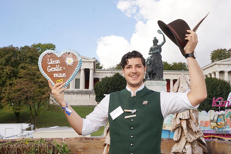 Max hat Zivilcourage gezeigt und ist Wiesn-Gentleman.