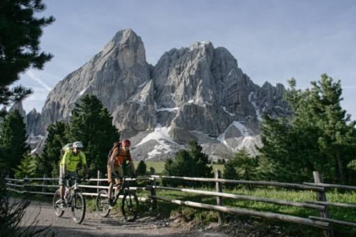Das Eisacktal bietet sowohl Extrembikern als auch Genussradlern die ultimative Biketour.