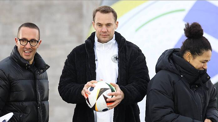 Hier trägt Manuel Neuer seinen Ehering