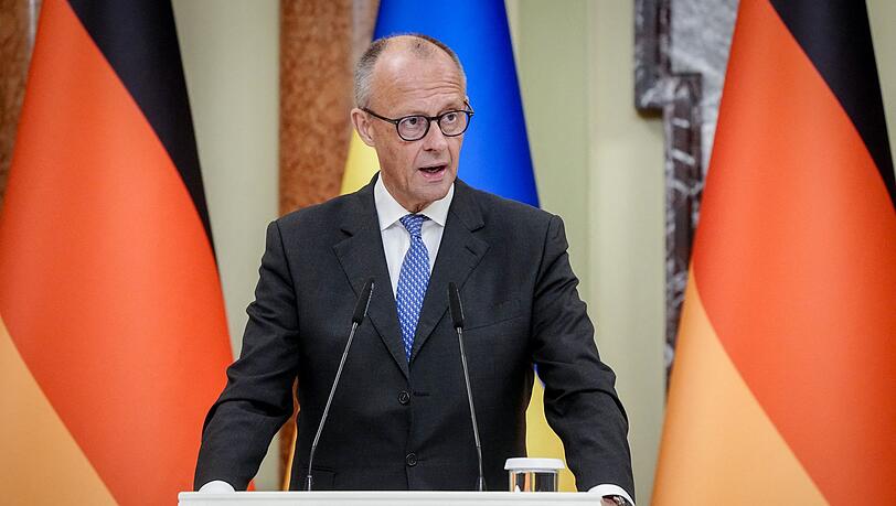 Es geht bei der Ukraine-Reise des Kanzlers nicht nur um Außenpolitik. Es geht bei der Ukraine-Reise des Kanzlers nicht nur um Außenpolitik.