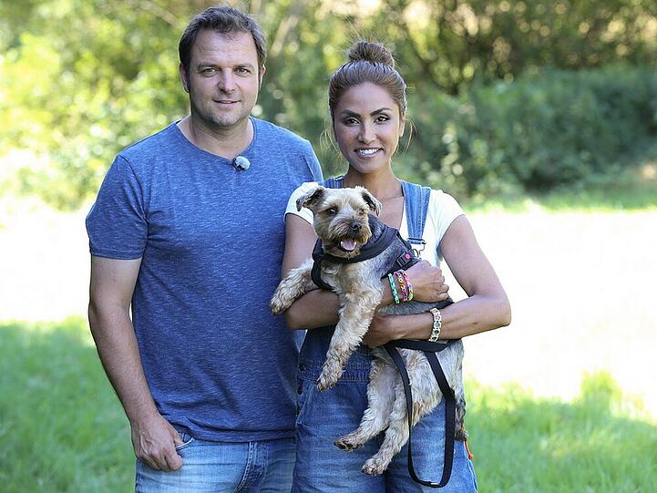 Sabrina Setlur und ihr Hund Kenzo nehmen die Hilfe von "V.I.P. Hundeprofi" Martin Rütter in Anspruch