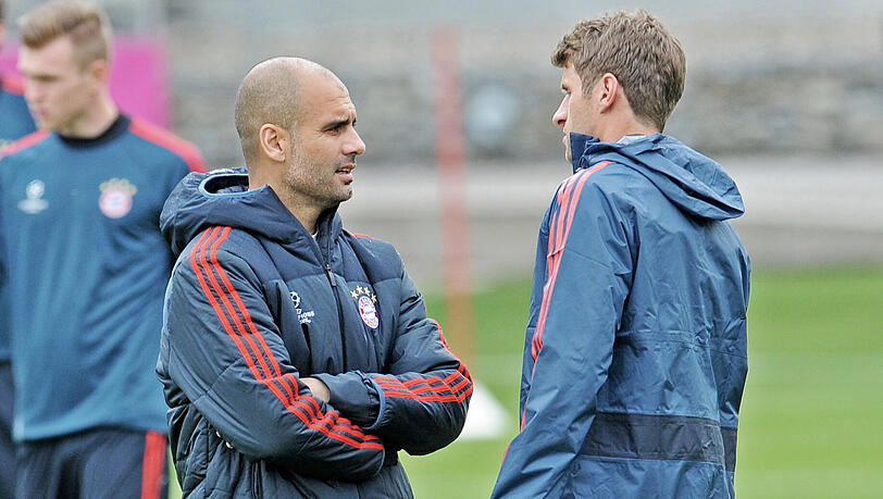 Reibung im Bayern-Training: Thomas Müller und Pep Guardiola (l.) hatten offenbar kurzzeitig Differenzen. (Archivbild) Reibung im Bayern-Training: Thomas Müller und Pep Guardiola (l.) hatten offenbar kurzzeitig Differenzen. (Archivbild)