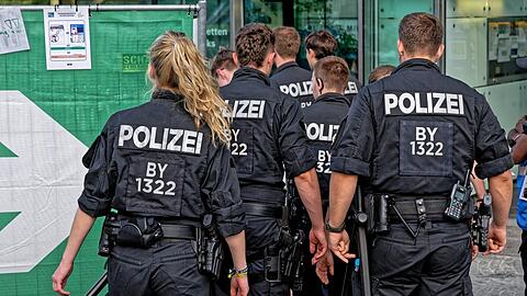 Münchner Polizisten im Einsatz.
