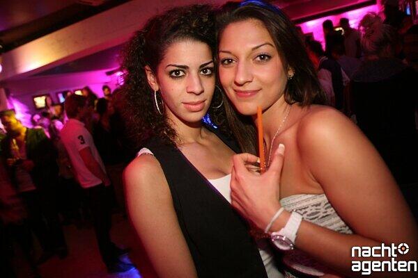 Im Crown's Club ging es am Donnerstag heiß her bei "miSery präsentiert ALEN?s BdayBash". Mehr Bilder unter: www.nachtagenten.de