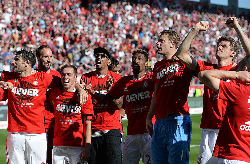 Der 26. Deutsche Meistertitel, die vierte Schale in Folge: So feierten die Bayern den Rekord-Triumph in Ingolstadt - die Bilder.