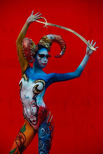 Schrille Outfits, nackte Haut. Das Internationale Bodypainting Festival in Daegu, Süd-Korea. Hier sind die schönsten Fotos.