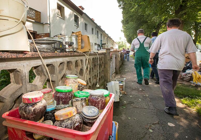 Aktuelle Bilder vom Hochwasser: In den betroffenen Städten beginnt das große Aufräumen wie hier in Gera