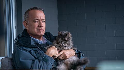 Tom Hanks als "Ein Mann namens Otto": Der mag Menschen nicht übermäßig gern, zumindest zu Beginn des Films.