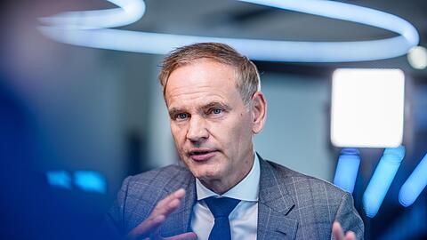 Blume: "Aus heutiger Perspektive ist das Ziel, wie es für 2035 gesetzt wurde, unrealistisch."