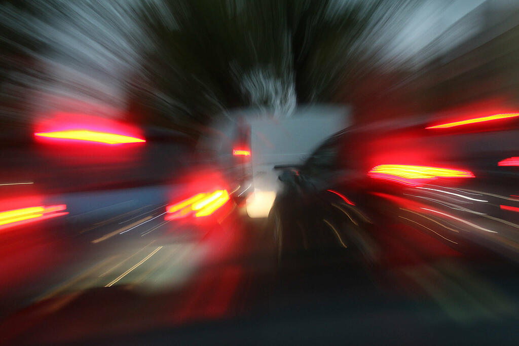 321 Km/H! Trauriger Spitzenreiter Rekord? Raser Erwischt – Die Ganze Wahrheit Enthüllt! - 0shyu4j