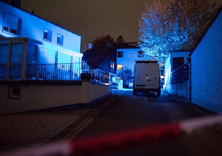 Ortstermin am Haus des Reichsbürgers. Die Bilder.