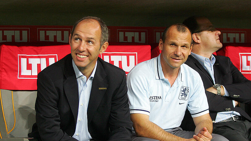 Bernhard Trares (m.) wird neuer Trainer beim SV Waldhof Mannheim. Links im Bild: Reiner Maurer.