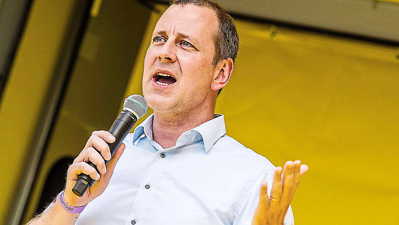 Der Münchner FDP-Chef Michael Ruoff bei einer Veranstaltung im bayerischen Landtagswahlkampf vor drei Jahren. Der Münchner FDP-Chef Michael Ruoff bei einer Veranstaltung im bayerischen Landtagswahlkampf vor drei Jahren.