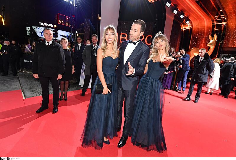 Kai Pflaume mit Lisa und Lena