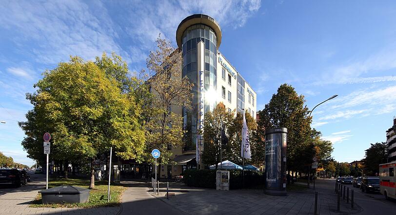 Das Fleming&rsquo;s Hotel: Erinnert sich noch wer an die alte Shalom-Bar?