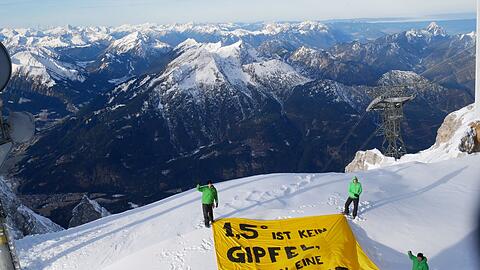 Das Banner auf der Zugspitze.