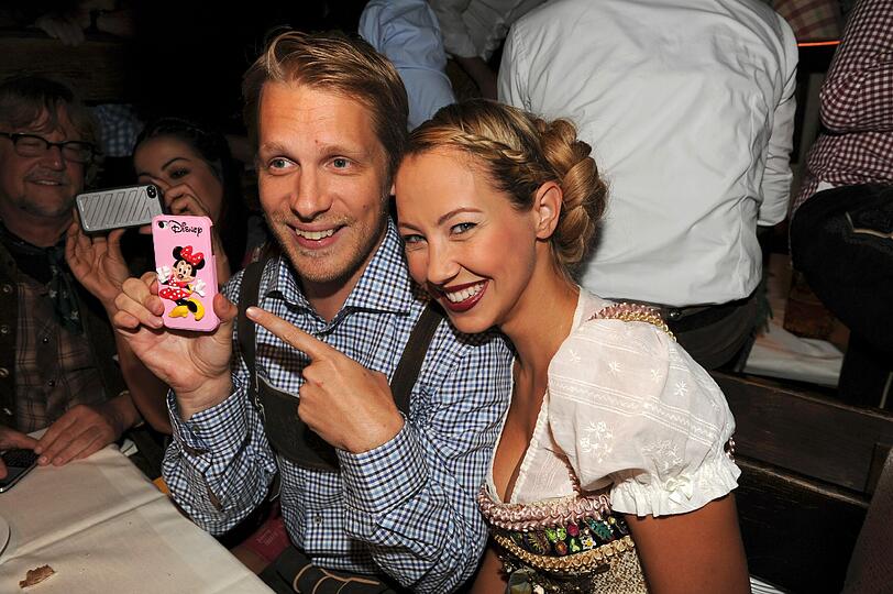 Oliver Pocher hat eine gute Zeit auf der Wiesn.