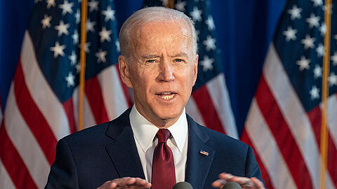 Joe Biden macht negatives Corona-Testergebnis öffentlich.