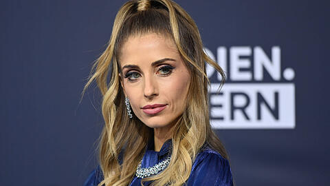 Cathy Hummels ärgert sich über die Verkehrssituation in München. Im Gespräch mit OB-Kandidat Clemens Baumgärtner (CSU) spricht sie Tacheles.