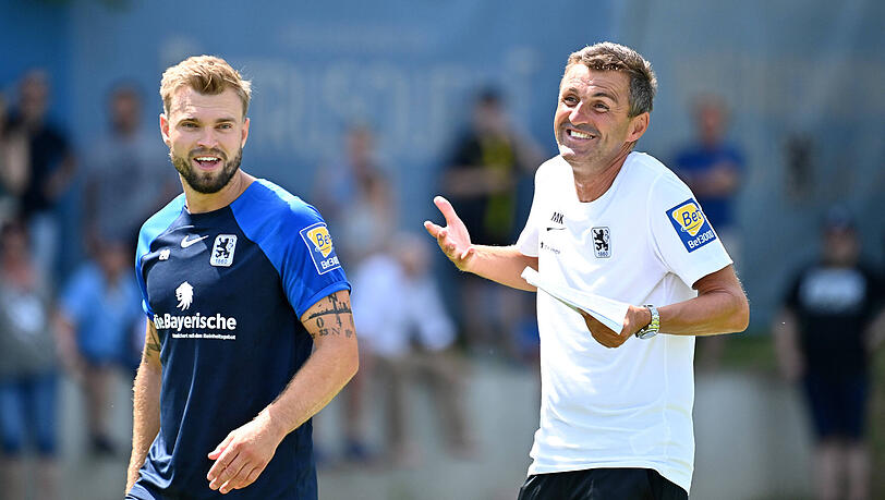 Letztes Jahr waren Trainer Michael Köllner (re.) und Yannick Deichmann noch für die Löwen aktiv, am Samstag treffen sie mit dem FC Ingolstadt auf ihren Ex-Verein. Letztes Jahr waren Trainer Michael Köllner (re.) und Yannick Deichmann noch für die Löwen aktiv, am Samstag treffen sie mit dem FC Ingolstadt auf ihren Ex-Verein.