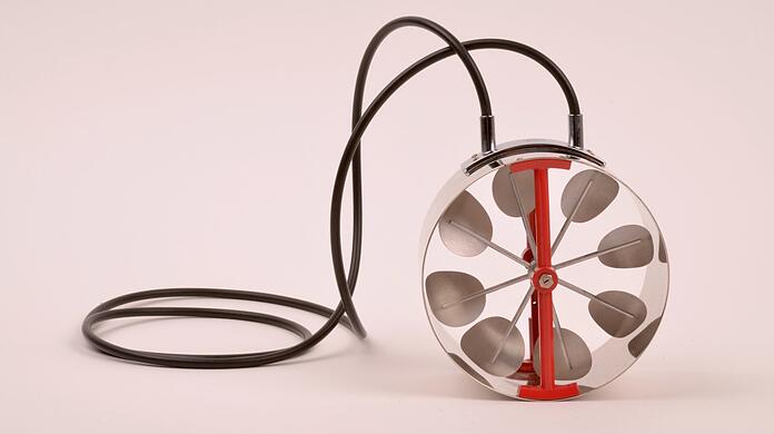 Schöne Technik: Sigurd Brongers Halsschmuck "Turbine Necklace" aus verchromtem Messing, Silber und Aluminium, 2008, aus einer Privatsammlung.