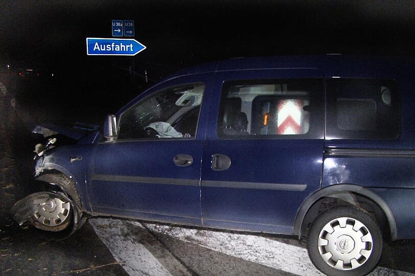 Unfall auf der A 92 bei Freising. Die Bilder.