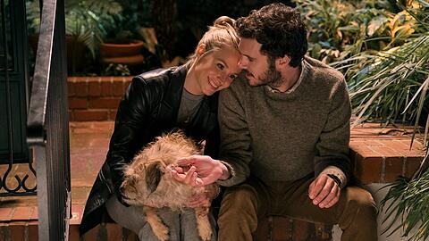 Im Herbst gibt es ein Wiedersehen: Kristen Bell und Adam Brody in "Nobody Wants This".