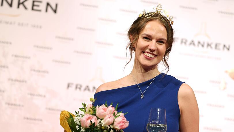 Angelina Seiler ist die 68. Fr&auml;nkische Weink&ouml;nigin.