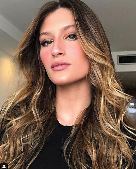 Sieht Gisele Bündchen zum Verwechseln ähnlich: Das brasilianische Model Paula La Croix.