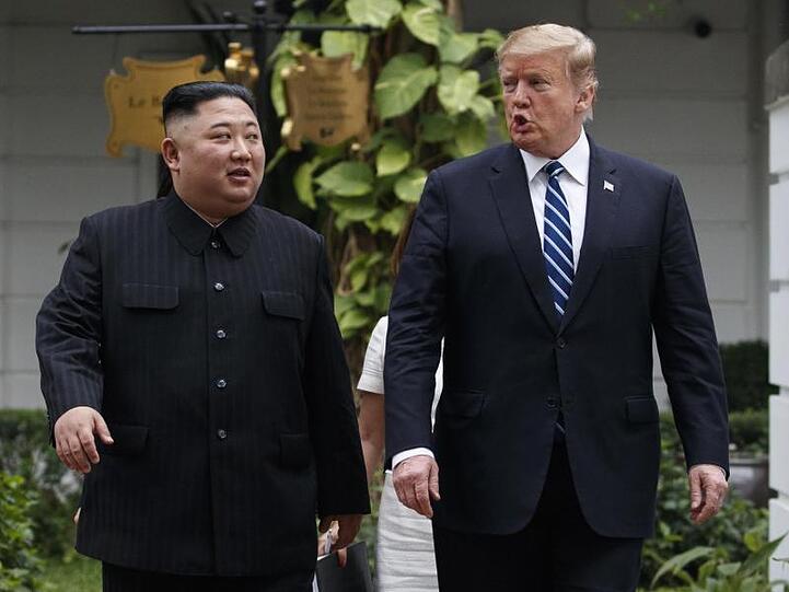 Kim Jong Un und Donald Trump bei ihrem Treffen am 28. Februar in Hanoi.