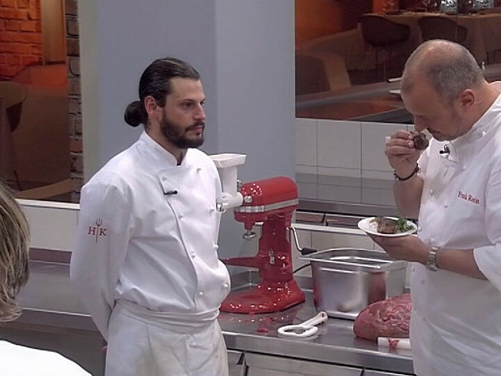 "Hell's Kitchen": Manuel Cortez wartet auf das Urteil von Lehrmeister Frank Rosin