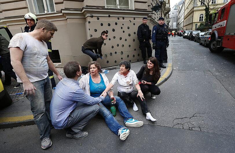 Eine Explosion erschüttert die City von Prag - Die Bilder
