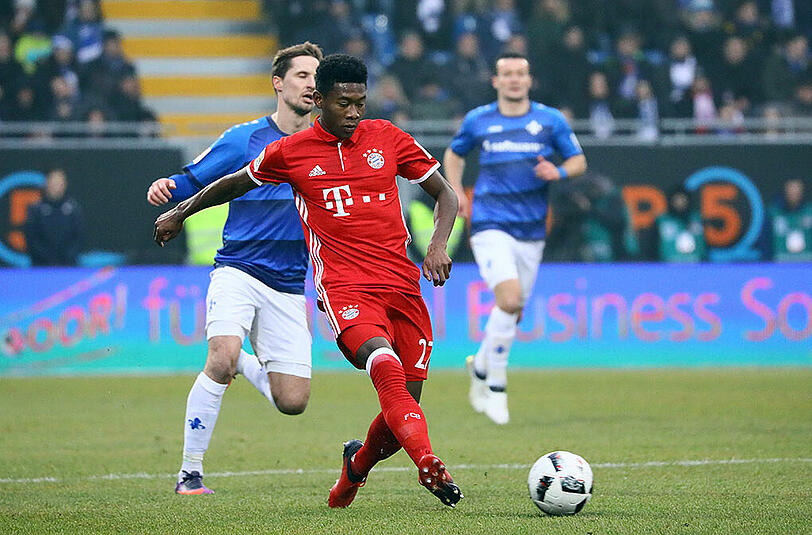 DAVID ALABA: NOTE 3 - Klebte links an der Linie, holte einmal artistisch eine verunglückte Flanke herunter. Mit vielen Offensivausflügen, allerdings ohne Ertrag.