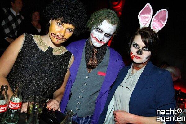 Halloween OP Kölsch im neuraum. Mehr Bilder unter: www.nachtagenten.de.