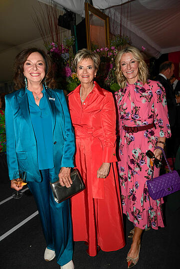 Uschi Dämmrich von Luttitz, Gloria Fürstin von Thurn und Taxis und Monika Gruber