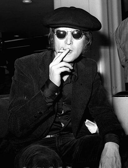 Beatles-Star und Ikone für eine ganze Generation: John Lennon wurde von einem verrückten Fan erschossen. Er starb am 8. Dezember 1980 in New York. Er wurde 40.