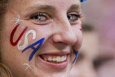 Vorfreude auf das Fußball-WM-Finale der Frauen zwischen den USA und Japan.
