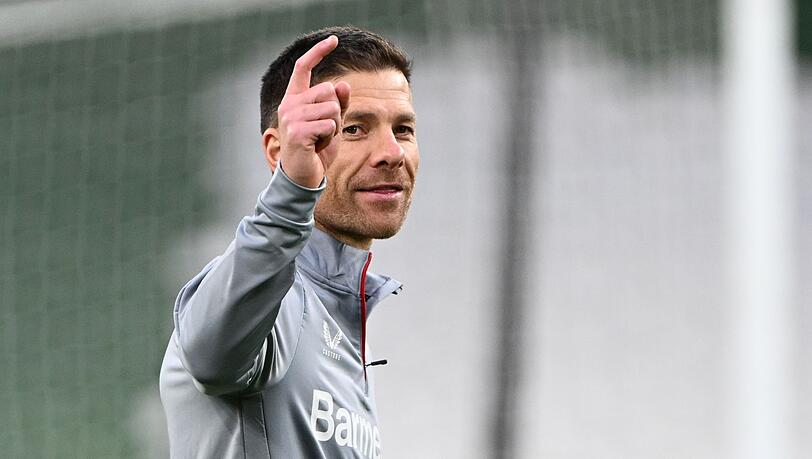 Bei der Pressekonferenz vor dem Finale zeigte sich Xabi Alonso locker und launig.