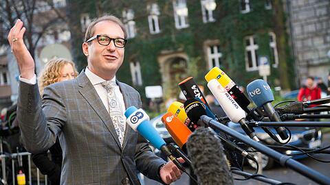 Das große Rad drehen in der Hauptstadt: Alexander Dobrindt (CSU) zog bei den Koalitionsverhandlungen viel Aufmerksamkeit auf sich &ndash; er ist künftig der wichtigste Mann der CSU in Berlin.
