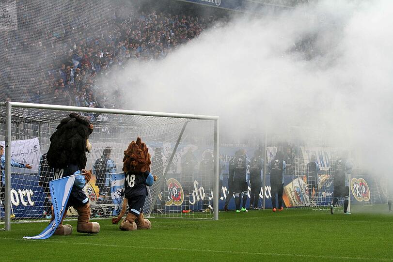 Die Bilder aus der Allianz-Arena vom abgesagten Spiel der Jung-Löwen gegen Elversberg.