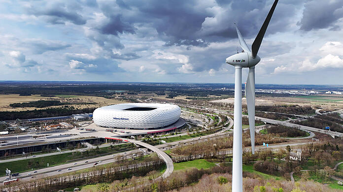 Im Münchner Norden steht inzwischensogar noch ein Windrad mehr, als auf diesem Bild zu sehen ist. Potenzial gibt es aber vor allem beim
Solar-Ausbau und bei der