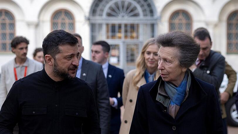 Prinzessin Anne mit Wolodymyr Selenskyj in Kiew.