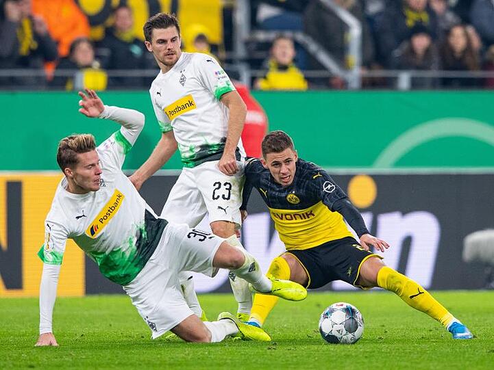 Im Topspiel des 25. Bundesliga-Spietags treffen Borussia Mönchengladbach und Borussia Dortmund aufeinander.