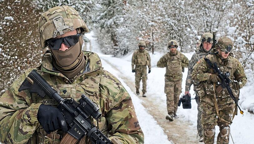 Soldaten aus den Vereinigten Staaten trainieren seit Ende des Zweiten Weltkriegs auf dem Truppenübungsplatz in Grafenwöhr. Der Republikaner Donald Trump zeigt für deren Engagement in der Vergangenheit wenig Begeisterung.