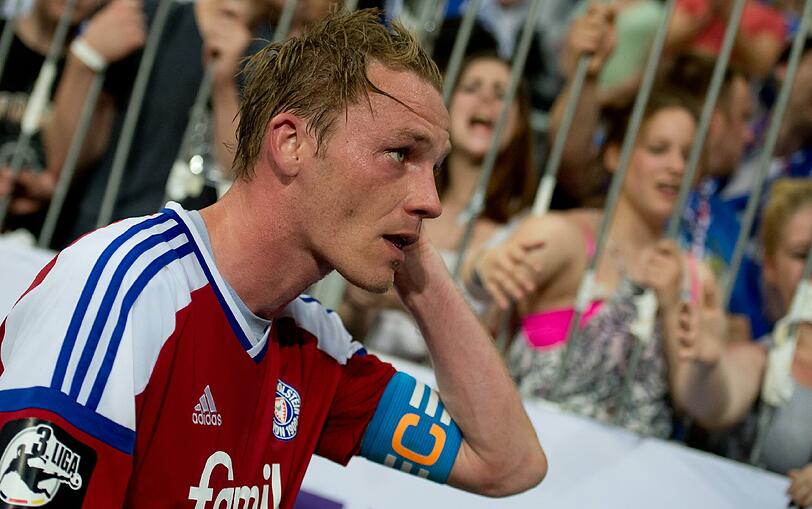 Die Gäste trauerten dagegen: Kazior und Co. haben den Aufstieg in die Zweite Liga trotz ordentlicher Leistung im letzten Moment verpasst.