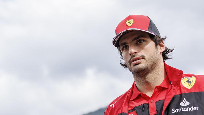 Ferrari-Pilot Carlos Sainz legte im Freien Training vor dem Sprintrennen die schnellste Runde hin.
