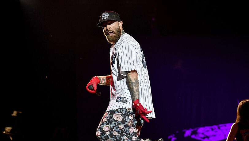 Limp Bizkit-Frontman Fred Durst am Sonntag beim "Rockavaria"-Festival. Limp Bizkit-Frontman Fred Durst am Sonntag beim "Rockavaria"-Festival.