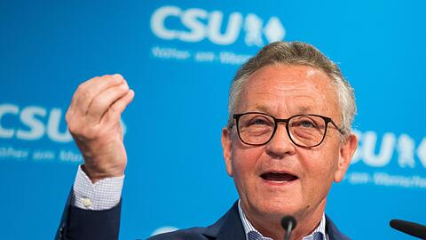 BIHK-Präsident Klaus Josef Lutz, der frühere Baywa-Chef, im Jahr 2022. Heute wehrt sich Lutz gegen Vorwürfe, er sei verantwortlich für die Schieflage der Baywa. (Archivbild)