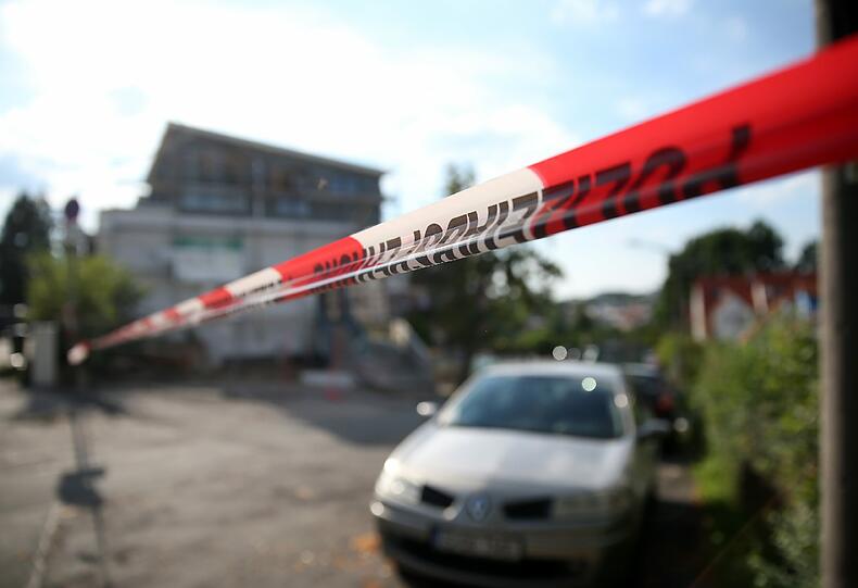 In der Nähe der Erstaufnahmeeinrichtung für Flüchtlinge in Zirndorf ist am Mittwoch ein Koffer explodiert.